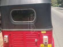 https://riyasewana.com/uploads/bajaj-bajaj-183049435129.jpg