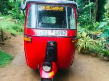 https://riyasewana.com/uploads/bajaj-bajaj-191037104653.jpg