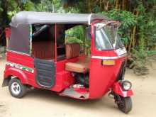 https://riyasewana.com/uploads/bajaj-bajaj-191326044563.jpg
