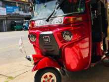https://riyasewana.com/uploads/bajaj-bajaj-191354594013.jpg
