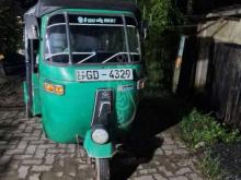 https://riyasewana.com/uploads/bajaj-bajaj-19192627426379.jpg