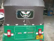 https://riyasewana.com/uploads/bajaj-bajaj-193659435281.jpg