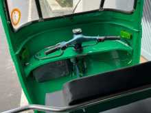 https://riyasewana.com/uploads/bajaj-bajaj-2-1092117995.jpg