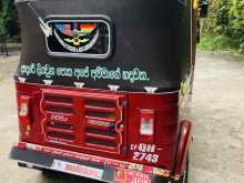 https://riyasewana.com/uploads/bajaj-bajaj-2-117200522552.jpg