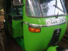 https://riyasewana.com/uploads/bajaj-bajaj-2-11854514112.jpg