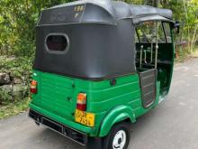 https://riyasewana.com/uploads/bajaj-bajaj-2-122147346174.jpg
