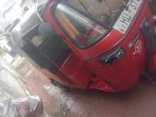 https://riyasewana.com/uploads/bajaj-bajaj-2-14829164962.jpg