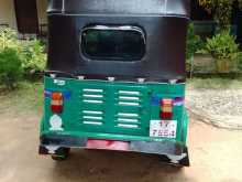 https://riyasewana.com/uploads/bajaj-bajaj-2-181413234722.jpg