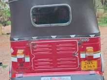 https://riyasewana.com/uploads/bajaj-bajaj-2-181720354823.jpg