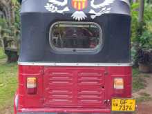 https://riyasewana.com/uploads/bajaj-bajaj-2-2000-1819434112352.jpg