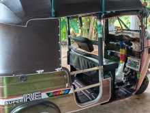 https://riyasewana.com/uploads/bajaj-bajaj-2-2006-247303612272.jpg