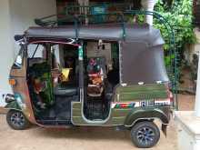 https://riyasewana.com/uploads/bajaj-bajaj-2-2006-2517574712553.jpg
