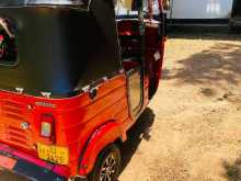 https://riyasewana.com/uploads/bajaj-bajaj-2-201722204493.jpg