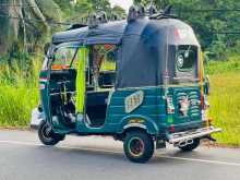https://riyasewana.com/uploads/bajaj-bajaj-2-201740074693.jpg
