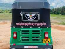 https://riyasewana.com/uploads/bajaj-bajaj-2-42137184292.jpg