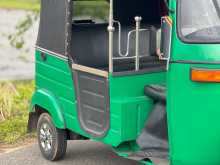 https://riyasewana.com/uploads/bajaj-bajaj-2005-814031312142.jpg