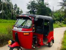 https://riyasewana.com/uploads/bajaj-bajaj-2007-229184812752.jpg