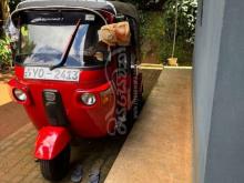 https://riyasewana.com/uploads/bajaj-bajaj-2011-202002431205293.jpg