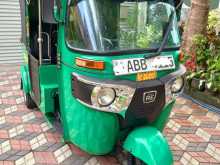 https://riyasewana.com/uploads/bajaj-bajaj-2015-176340712654.jpg