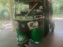 Bajaj RE 2015 Three Wheel