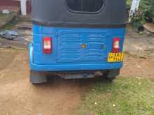 https://riyasewana.com/uploads/bajaj-bajaj-2015-910494112253.jpg