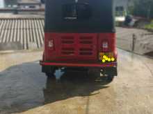 https://riyasewana.com/uploads/bajaj-bajaj-2016-309241812932.jpg