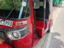 https://riyasewana.com/uploads/bajaj-bajaj-2016-419512412292.jpg