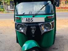 Bajaj RE 2018 Three Wheel