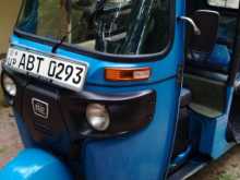 Bajaj RE 2019 Three Wheel