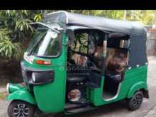 https://riyasewana.com/uploads/bajaj-bajaj-202115244222.jpg