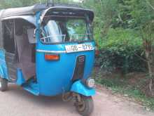 https://riyasewana.com/uploads/bajaj-bajaj-20702544252.jpg
