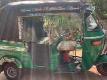 https://riyasewana.com/uploads/bajaj-bajaj-21017504702.jpg