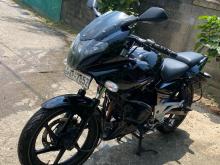 Bajaj Pulsar 220 2011 Motorbike