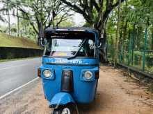 https://riyasewana.com/uploads/bajaj-bajaj-2310581922352.jpg