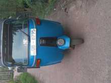Bajaj Bajaj 2005 Three Wheel