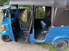 https://riyasewana.com/uploads/bajaj-bajaj-241941284302.jpg