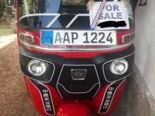 Bajaj 4 Stroke 2014 Three Wheel