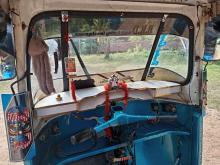 https://riyasewana.com/uploads/bajaj-bajaj-261041226415.jpg