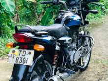 https://riyasewana.com/uploads/bajaj-bajaj-2616330413652.jpg