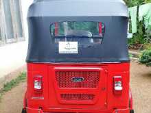 https://riyasewana.com/uploads/bajaj-bajaj-261938074452.jpg