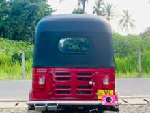 https://riyasewana.com/uploads/bajaj-bajaj-27115126894.jpg