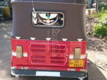 https://riyasewana.com/uploads/bajaj-bajaj-27215956484322.jpg