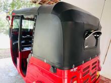 Bajaj RE 2019 Three Wheel