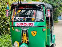 https://riyasewana.com/uploads/bajaj-bajaj-291141436425.jpg