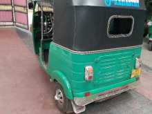 https://riyasewana.com/uploads/bajaj-bajaj-302113394642.jpg