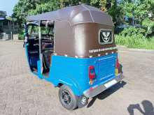 https://riyasewana.com/uploads/bajaj-bajaj-31717104412.jpg