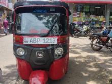Bajaj RE 2017 Three Wheel