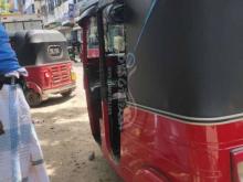 https://riyasewana.com/uploads/bajaj-bajaj-3weel-17182039455281.jpg
