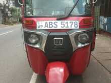 Bajaj RE 2018 Three Wheel