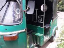 https://riyasewana.com/uploads/bajaj-bajaj-4-14131631735.jpg